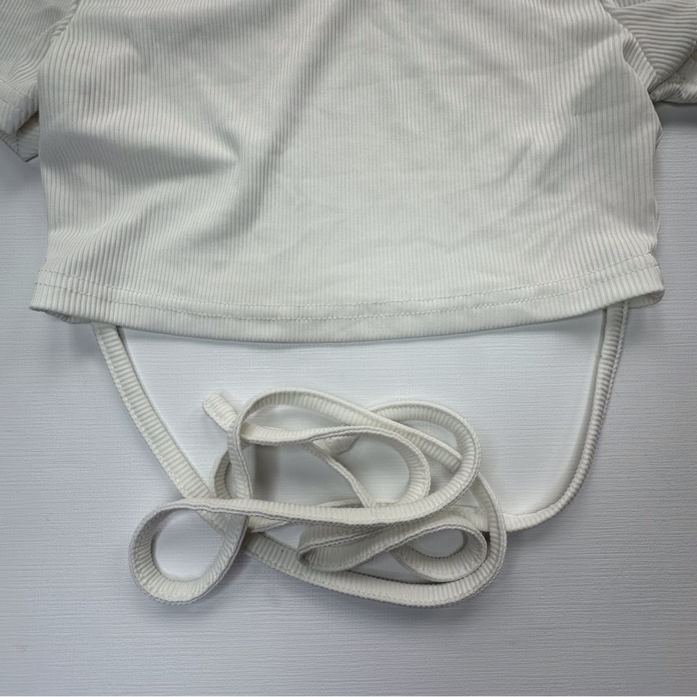 SHEIN ribbed white short‎ sleeve crop top w/ waist ties women’s XS - Picture 5 of 9